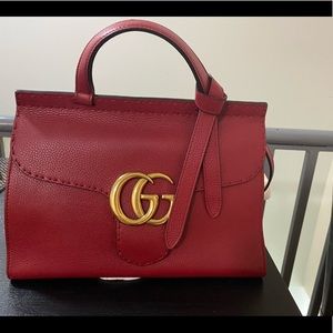 GG bag like brand new no damaged or scratches
